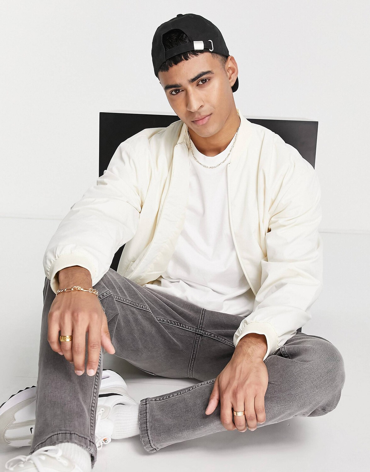 

Легкий каменный бомбер оверсайз ASOS DESIGN
