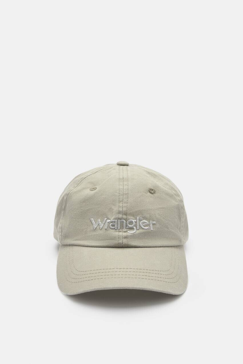 

Бейсболка Wrangler ATG Pull&Bear, экрю