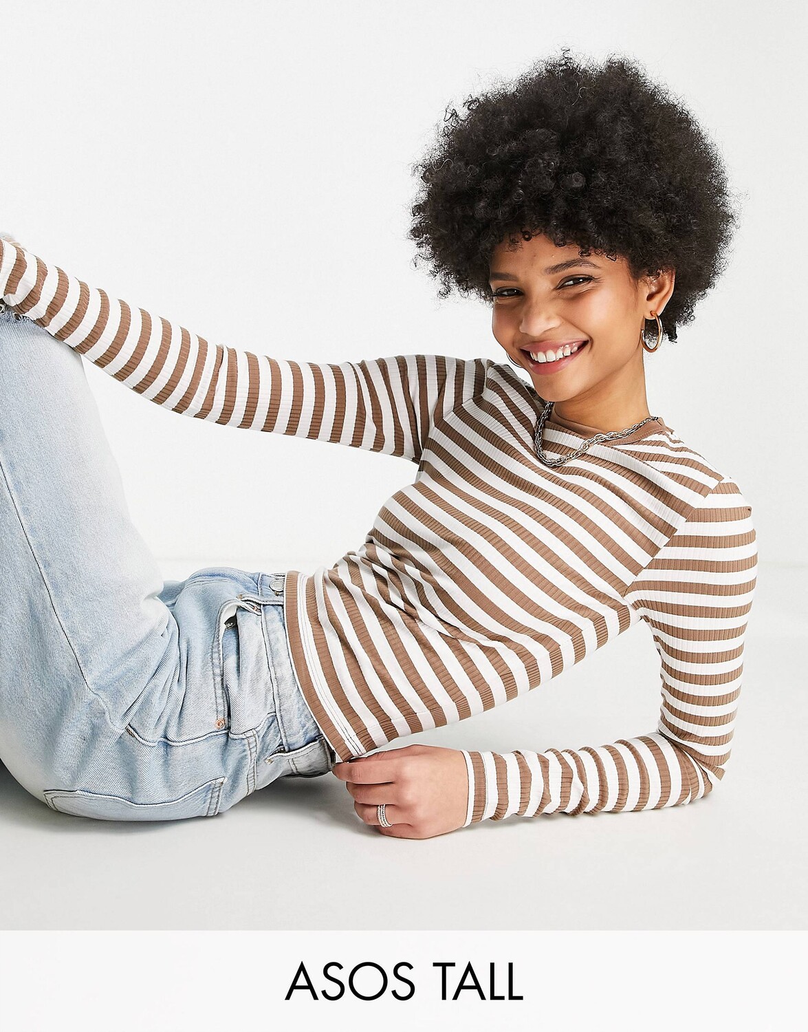

Приталенный топ с длинными рукавами в коричнево-белую полоску ASOS DESIGN Tall