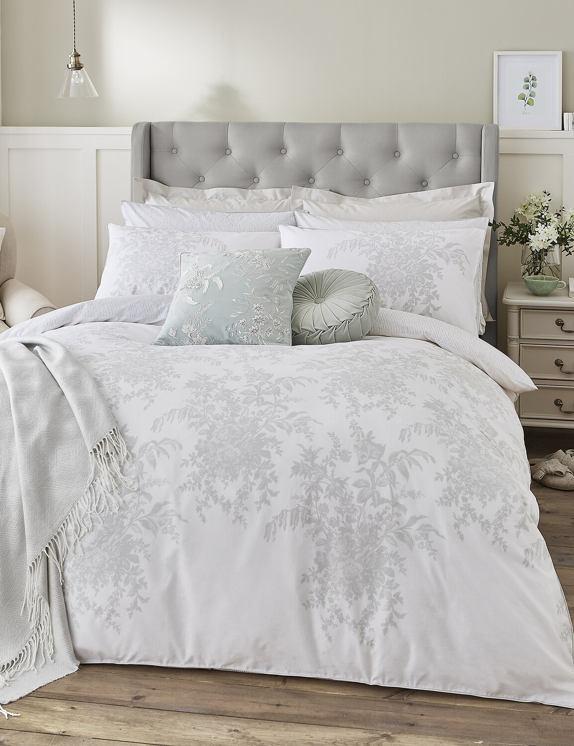 

Комплект постельного белья из чистого хлопка с фенхелем Пикарди Laura Ashley, светло-серый