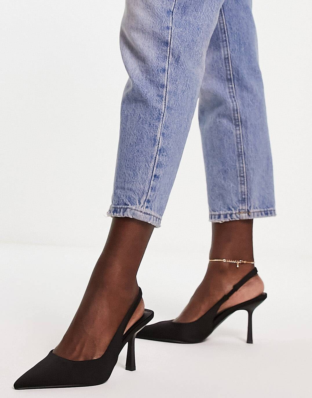 

Черные туфли на шпильке с ремешком на пятке ASOS DESIGN Simba