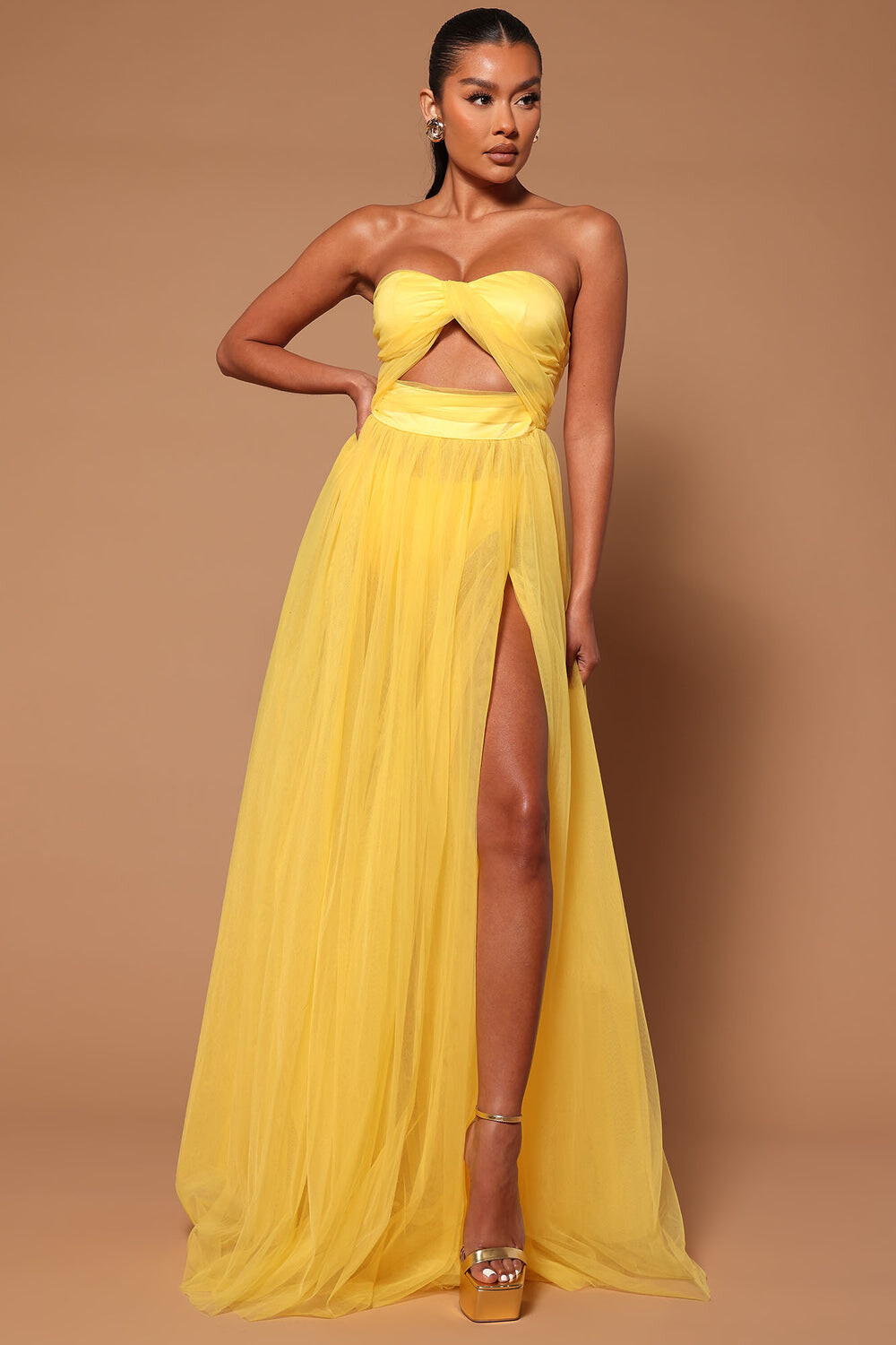 

Платье Fashion Nova A34978, желтый