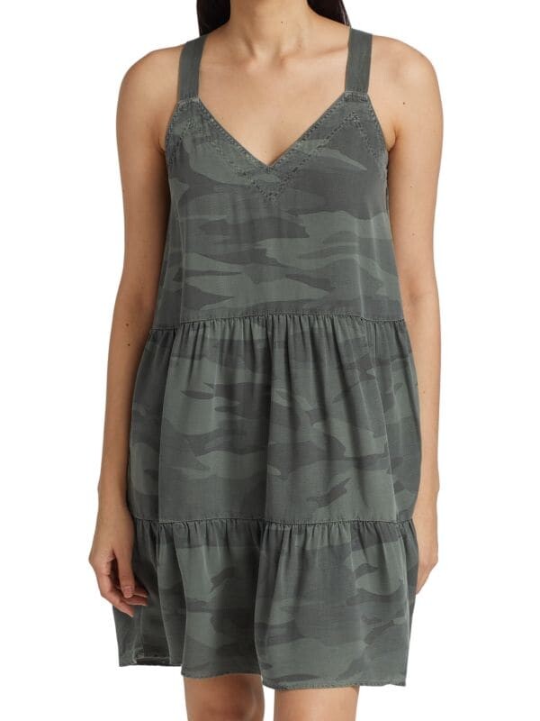 

Мини - Платье Ярусное Splendid Napa с камуфляжным принтом, camo