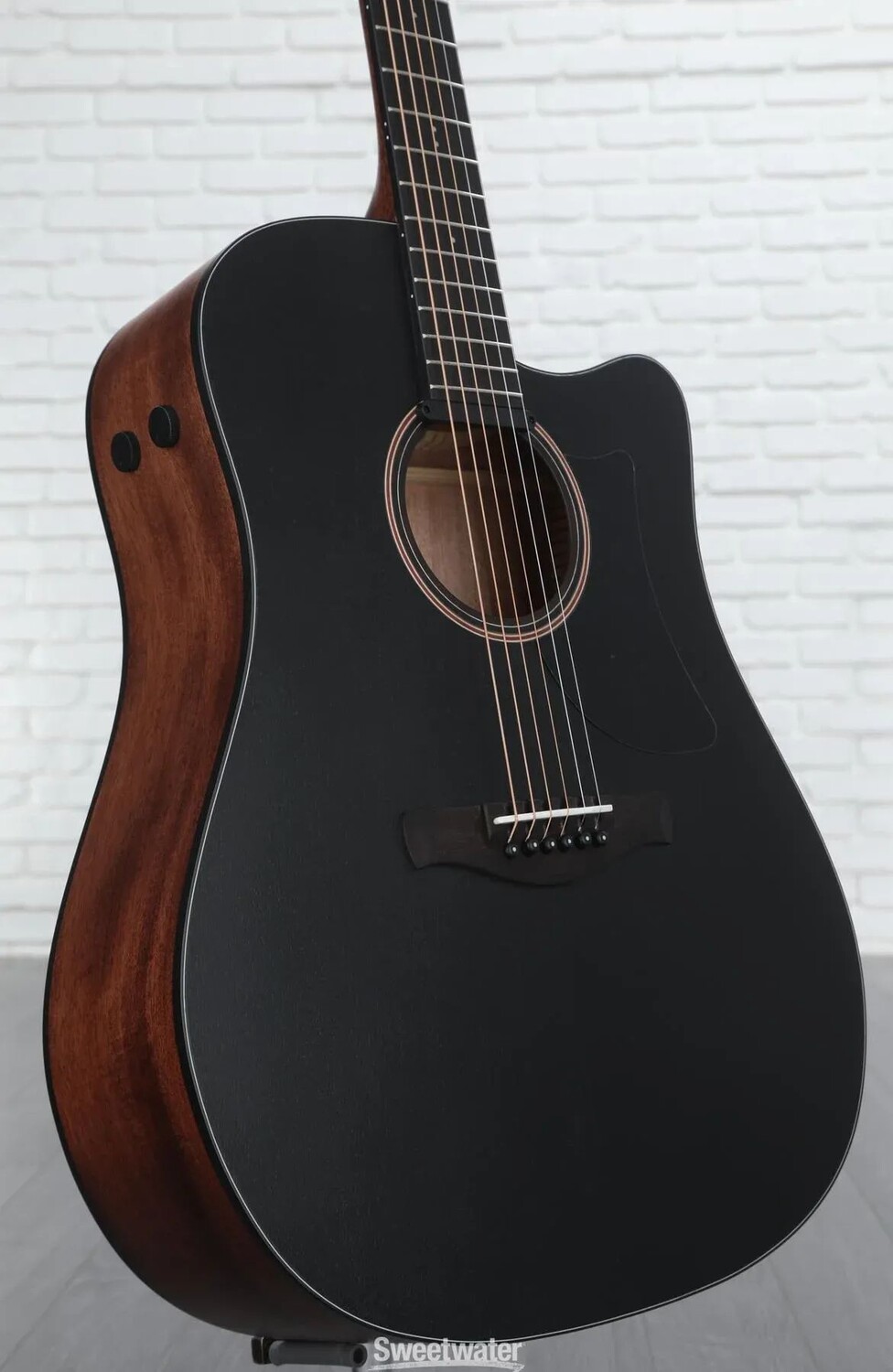 

Акустически-электрическая гитара Ibanez AAD190CEWKH Advanced - потертый черный