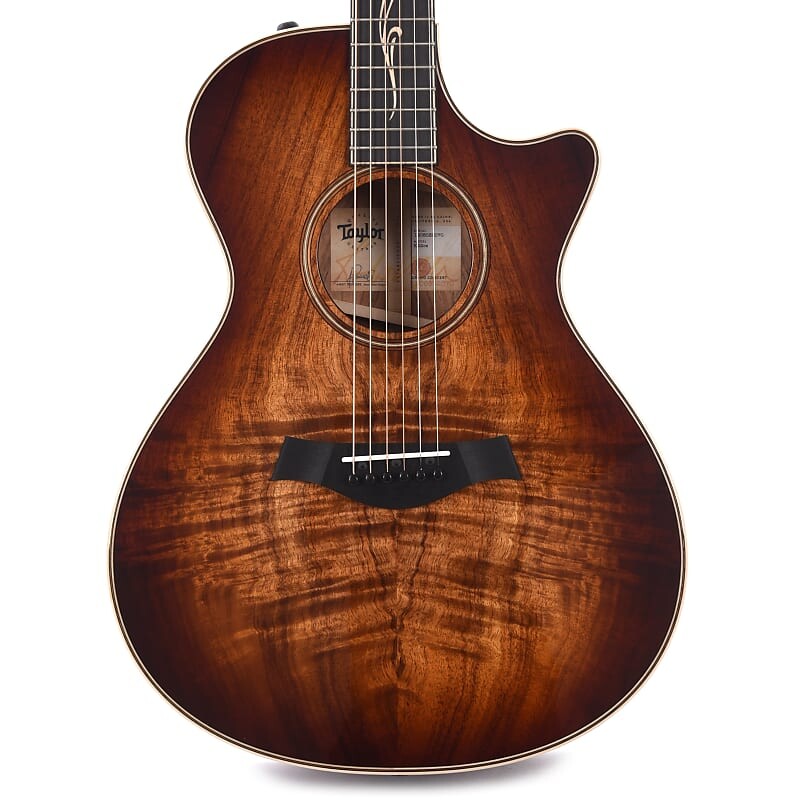 

Taylor K22ce Grand Concert Shaded Edgeburst ES2 (серийный номер 1206032070)