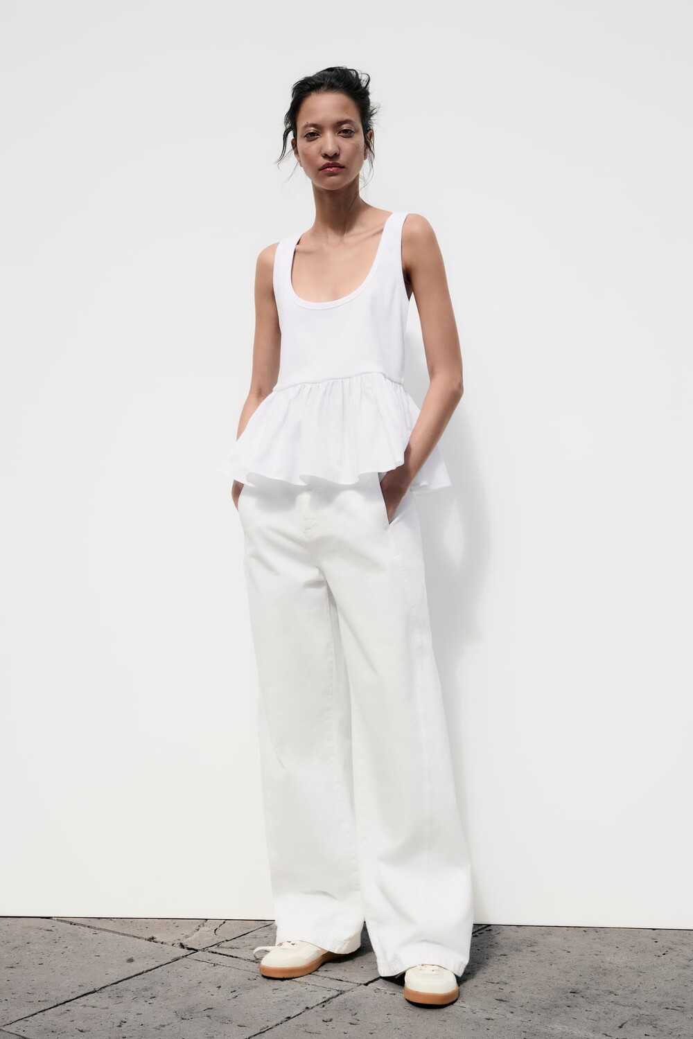 

Топ с баской в рубчик ZARA, белый