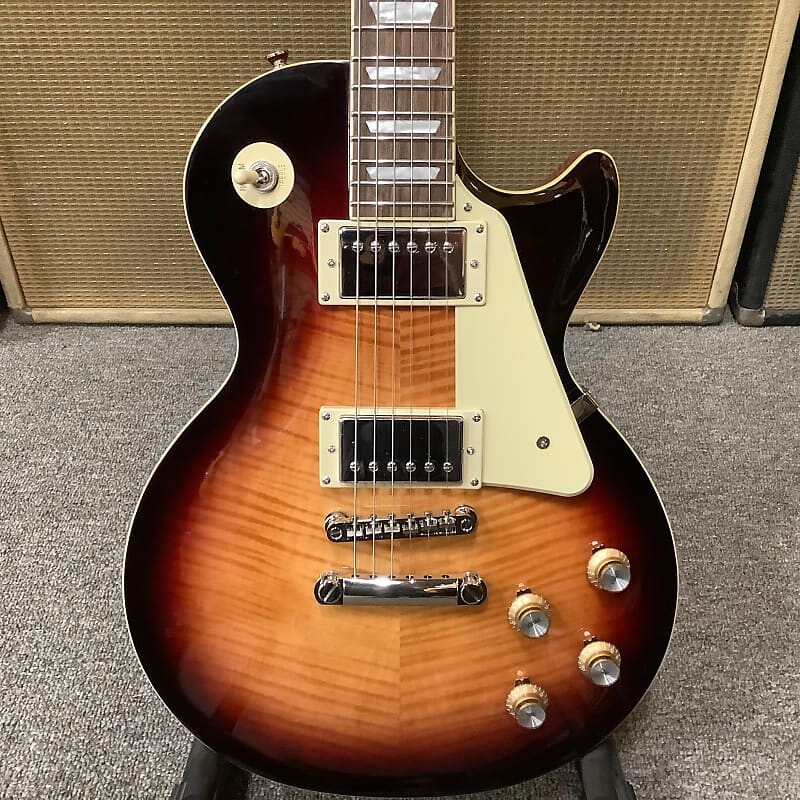 

Новый топ Epiphone Les Paul Standard Plus