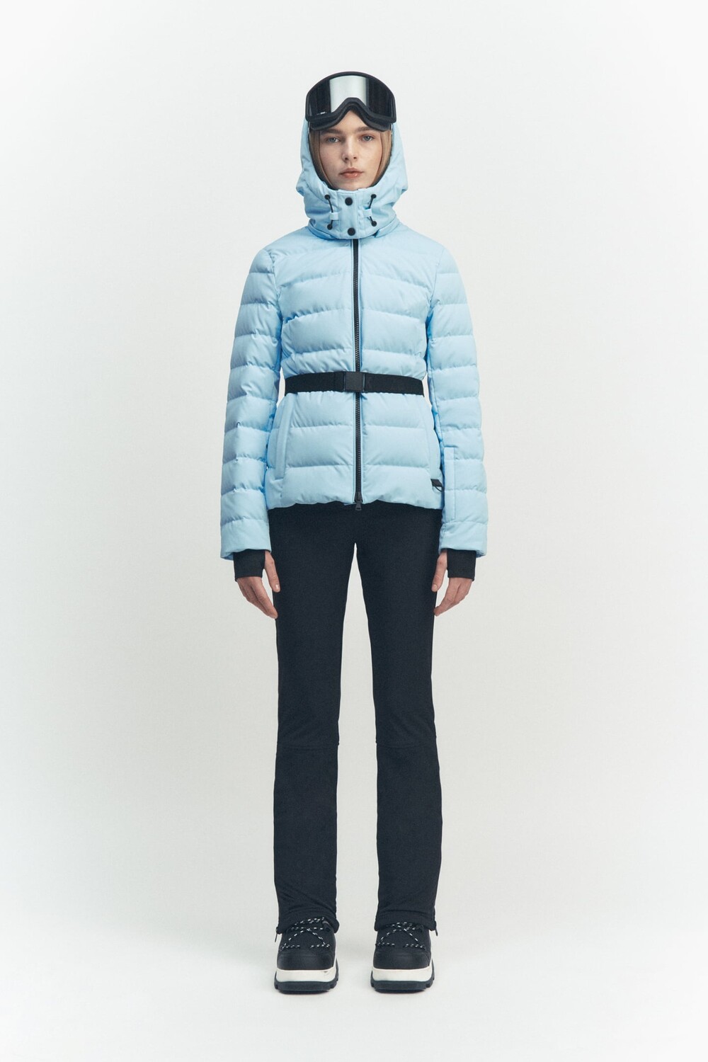 

Ветро- и водонепроницаемая куртка-пуховик recco system ski collection ZARA, голубое небо