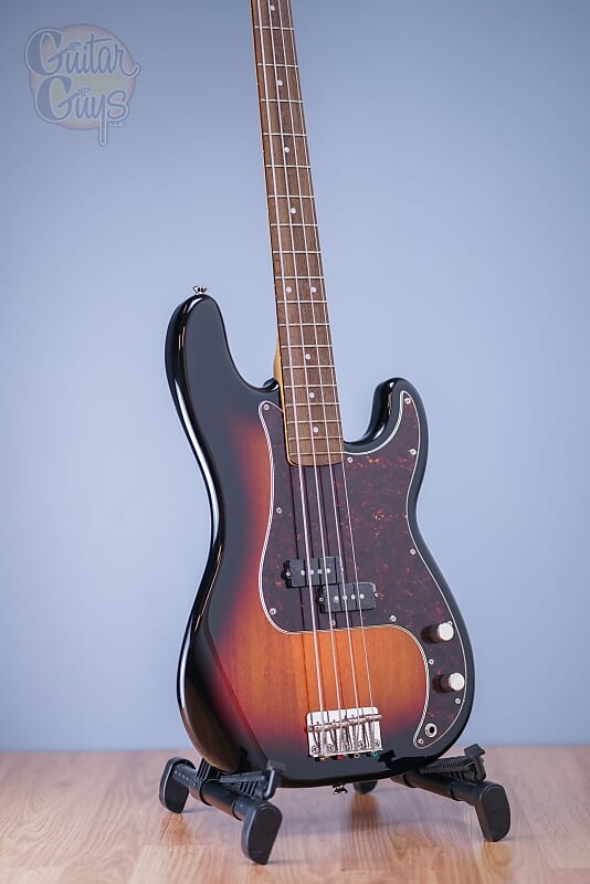 

Squier CLASSIC VIBE '60S PRECISION BASS (3 цвета Sunburst) CLASSIC VIBE '60S PRECISION BASS (3-Color Sunburst)