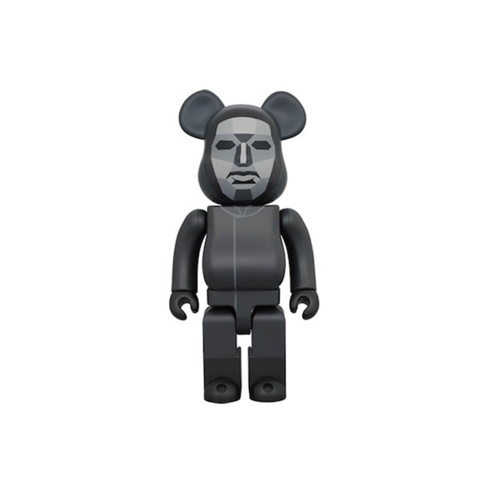 Фигурка Bearbrick x Squid Game Front Man 1000%, черный фигура bearbrick medicom toy pil public image ltd chrome ed 1000%
