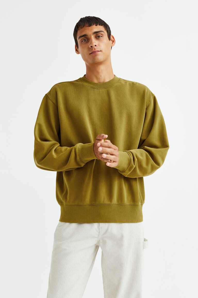 

Хлопковая толстовка оверсайз H&M, оливково-зеленый