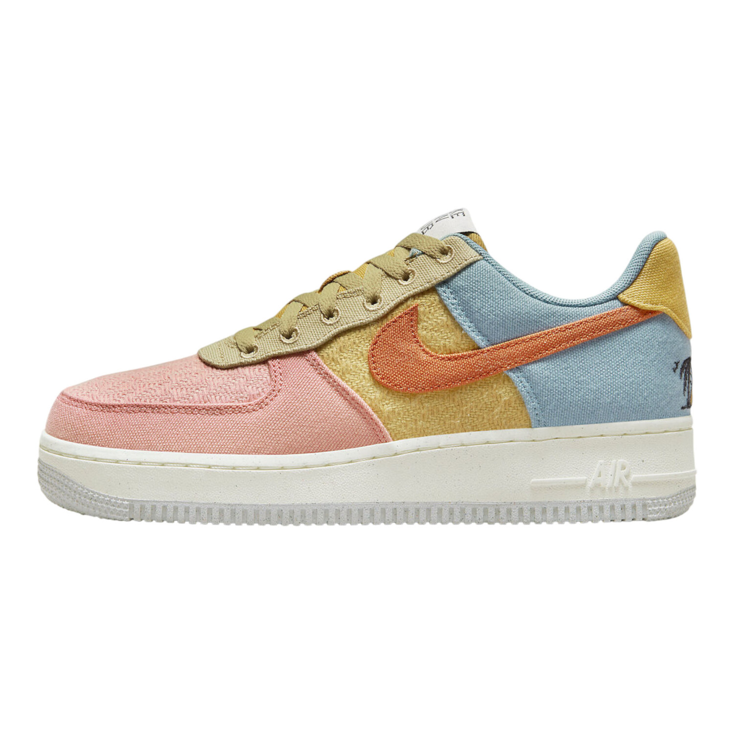 

Кроссовки Nike Air Force 1 Low Next Nature, мультиколор