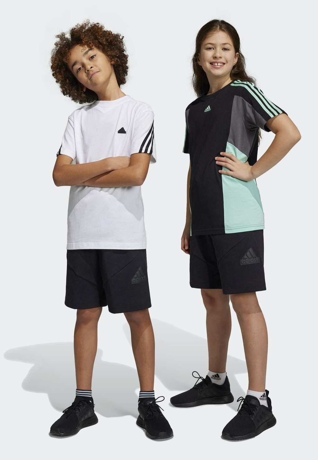 Шорты для активного отдыха Future Icons Logo adidas Sportswear, цвет black black