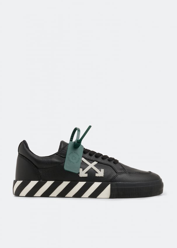 

Кроссовки OFF-WHITE Low Vulcanized sneakers, черный