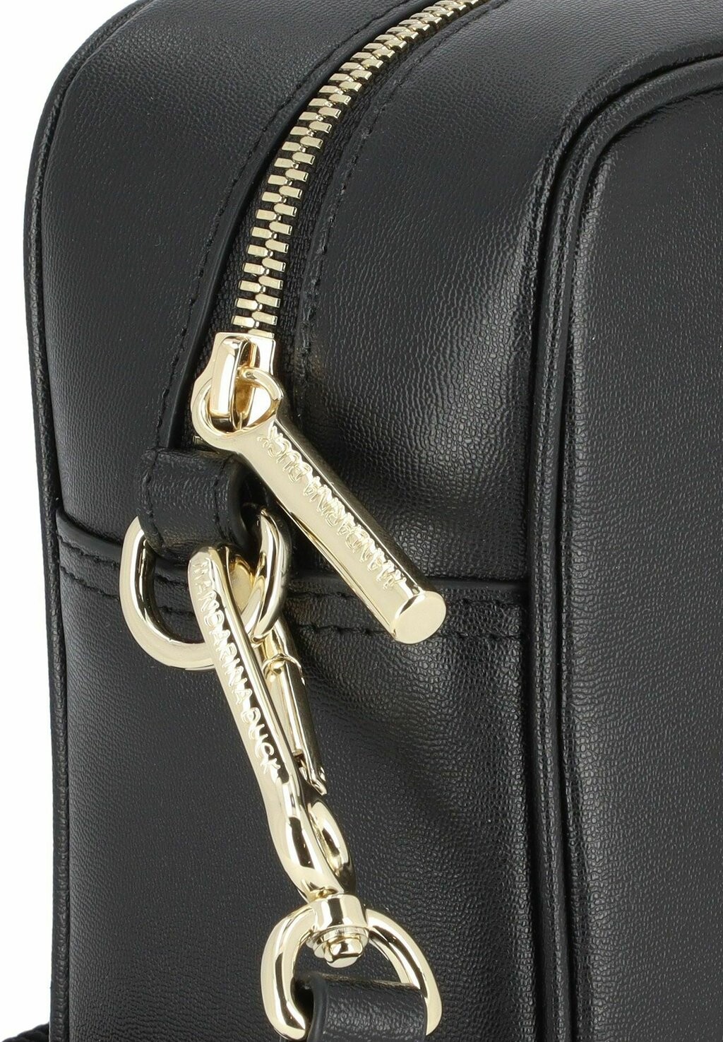 

Сумка через плечо LADY DUCK UMHÄNGETASCHE LEDER 22 CM Mandarina Duck, черный