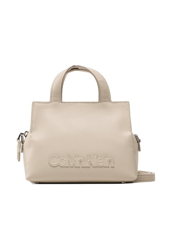 

Кошелек Calvin Klein, бежевый