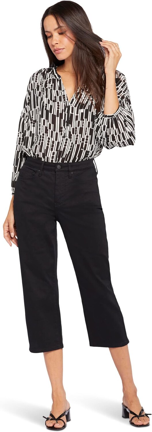 

Джинсы Joni High-Rise Relaxed Capris in Black NYDJ, черный
