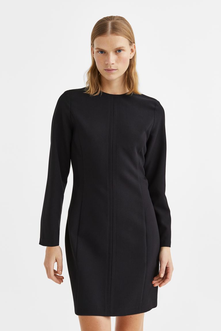 Короткое платье с длинными рукавами H&M, черный платье пуловер короткое в полоску длинные рукава s черный