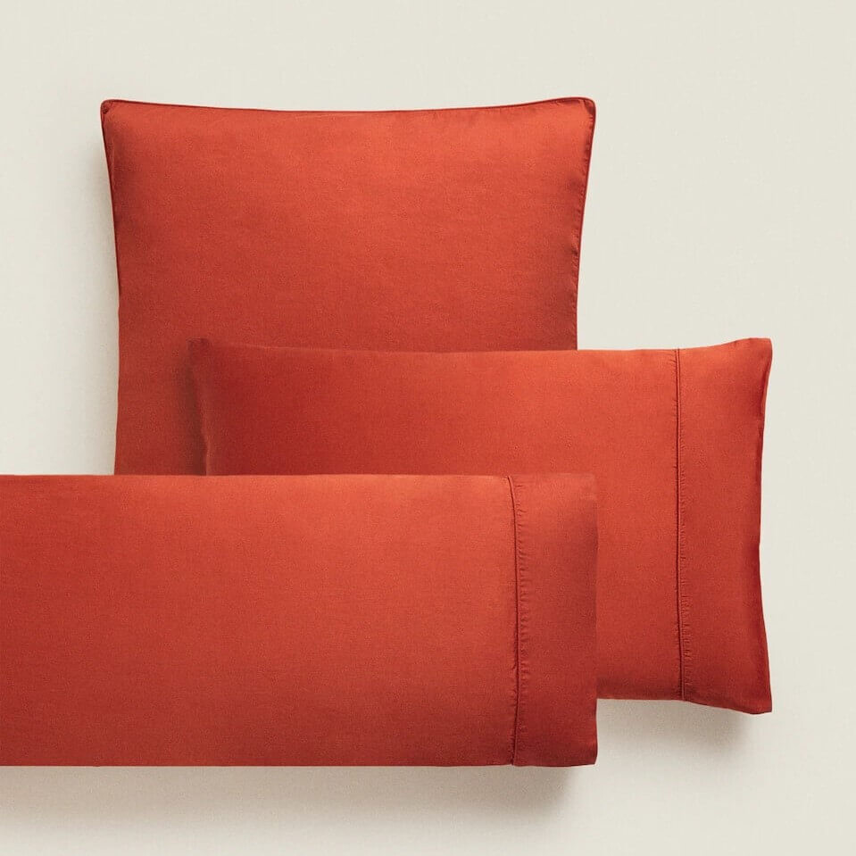 

Наволочка Zara Home (300 Thread Count) Washed Sateen, красный