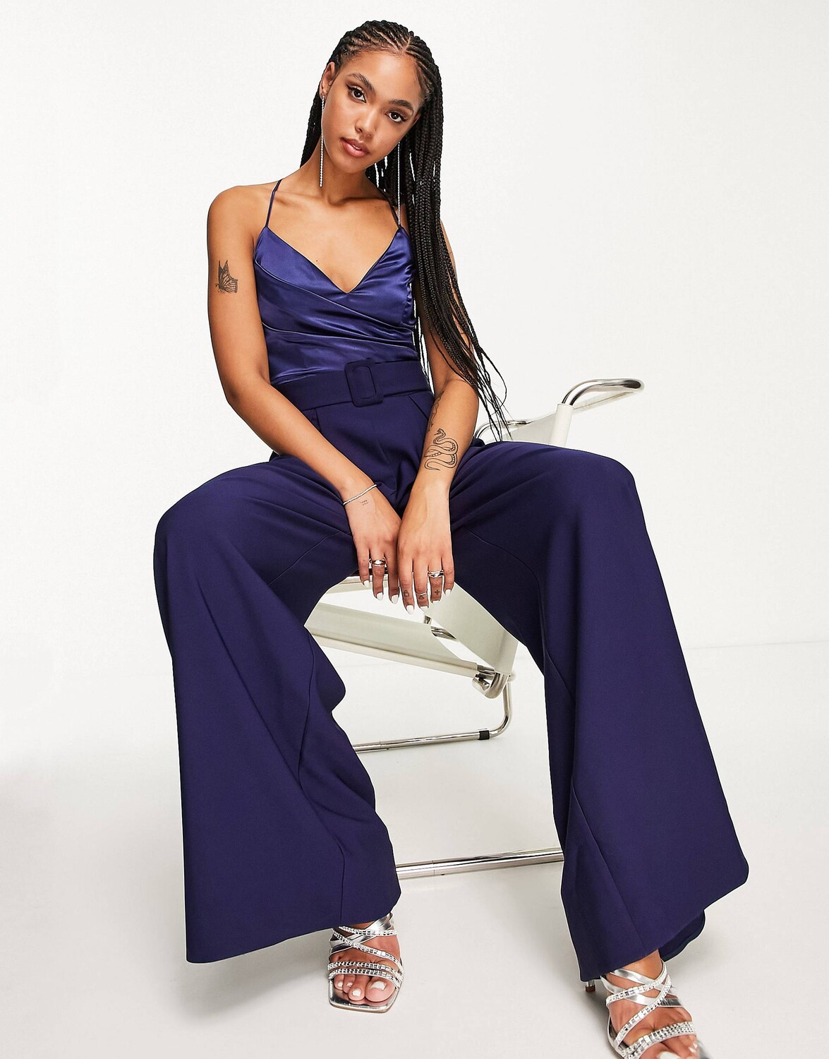 

Темно-синий атласный комбинезон с широкими штанинами ASOS DESIGN 2 в 1
