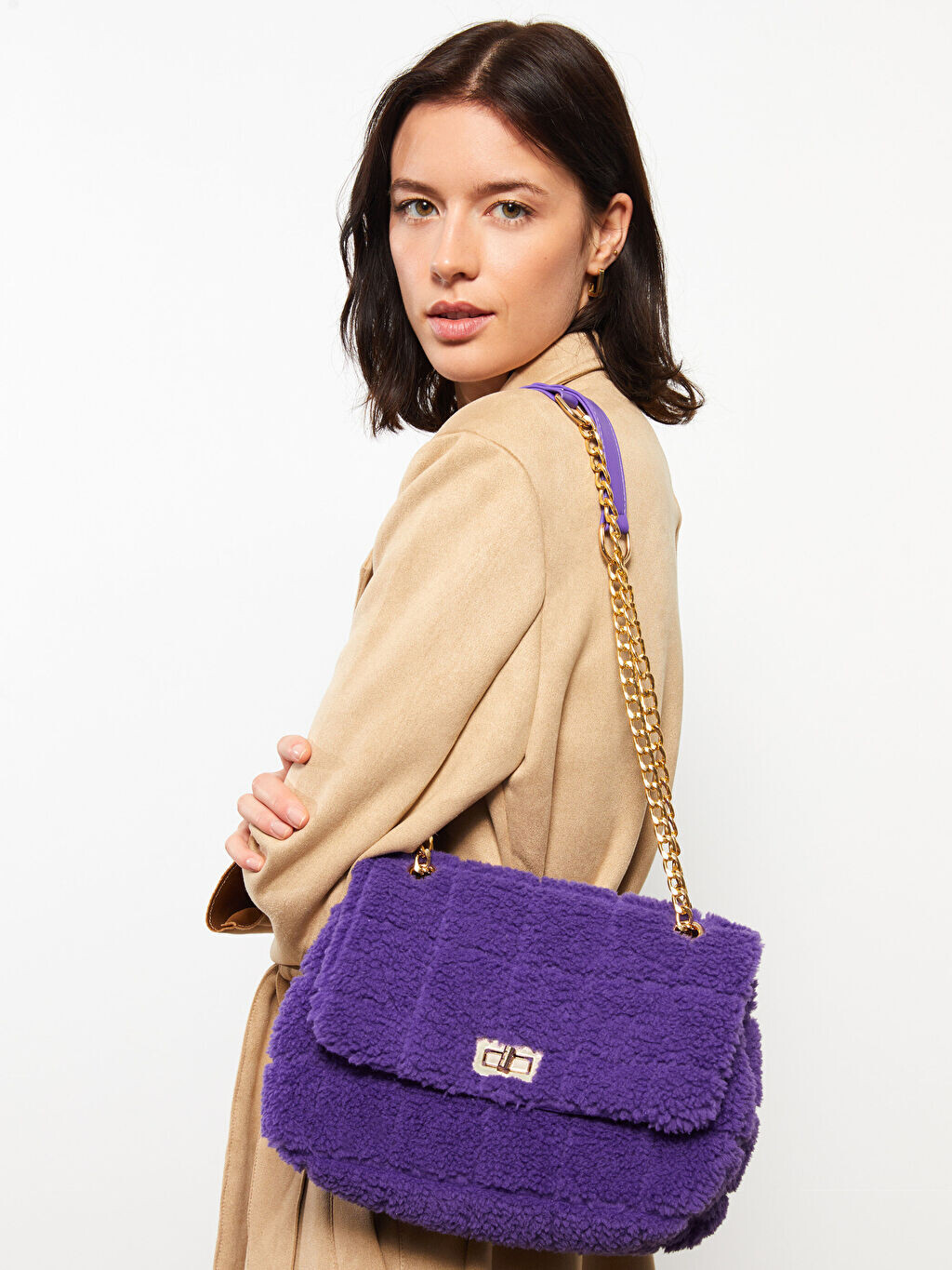 

Меховая стеганая Женская сумка через плечо с деталями LCW Accessories