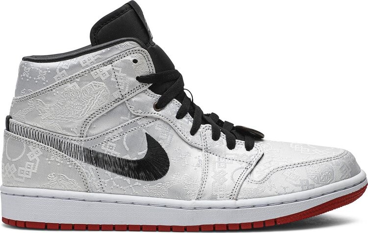 Nike air jordan on sale 1 mid fearless clot