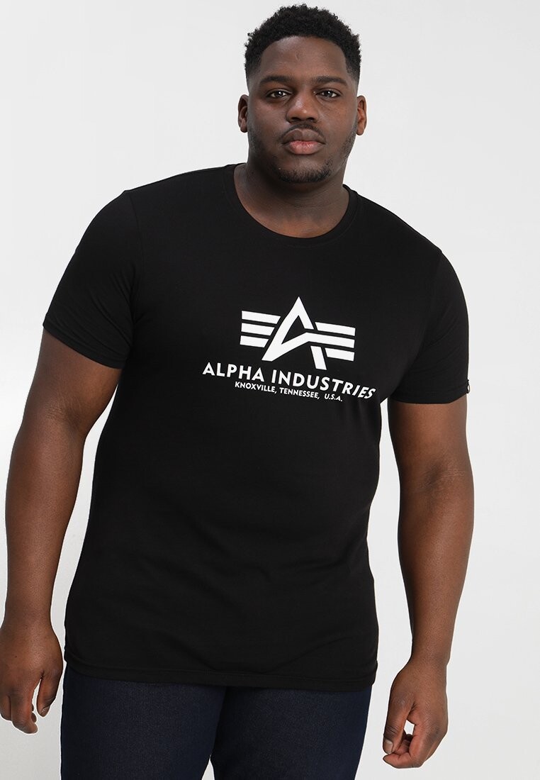 

Футболка с принтом Alpha Industries, черный