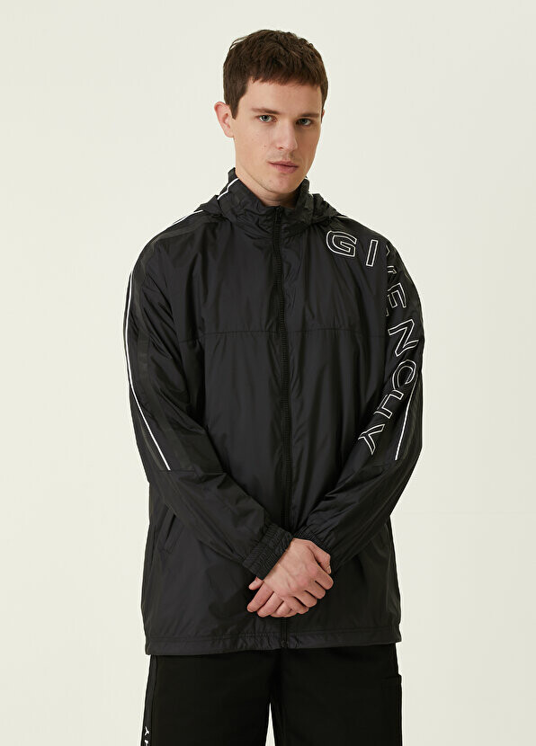 

Черное пальто с капюшоном и логотипом Givenchy, Черный