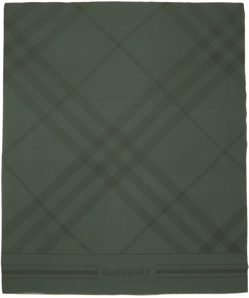 

Зеленый шарф с ромбами Burberry