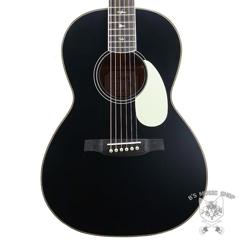 

PRS SE P20E Parlor в цвете Satin Black Top с сумкой для переноски SE P20 Parlor in Satin Black Top