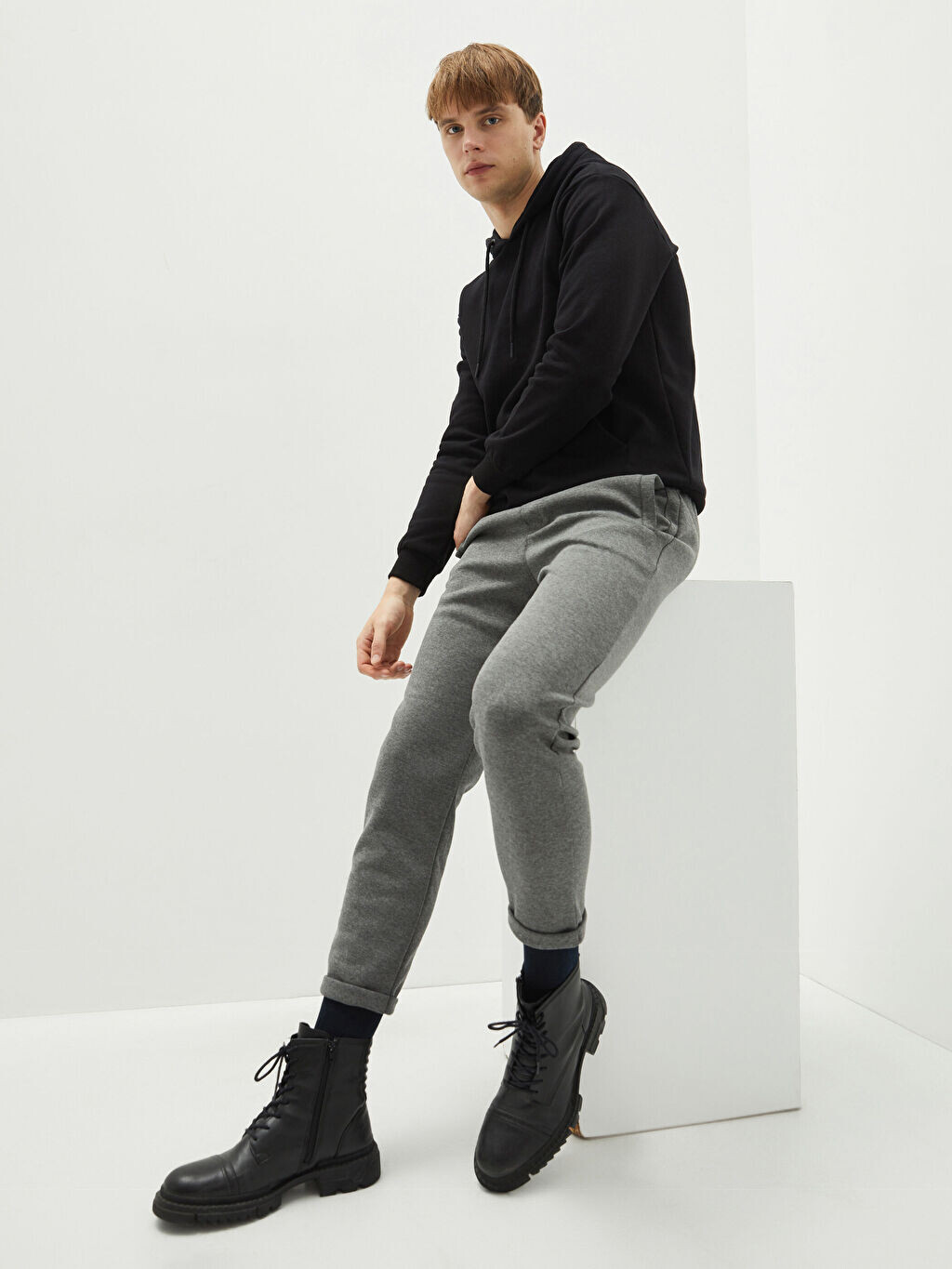 

Мужские спортивные джоггеры LCW Casual Slim Fit, серый