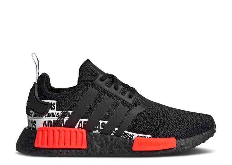 

Кроссовки Adidas NMD_R1 J 'WORDMARK HEEL STRIPE - BLACK SOLAR RED', черный