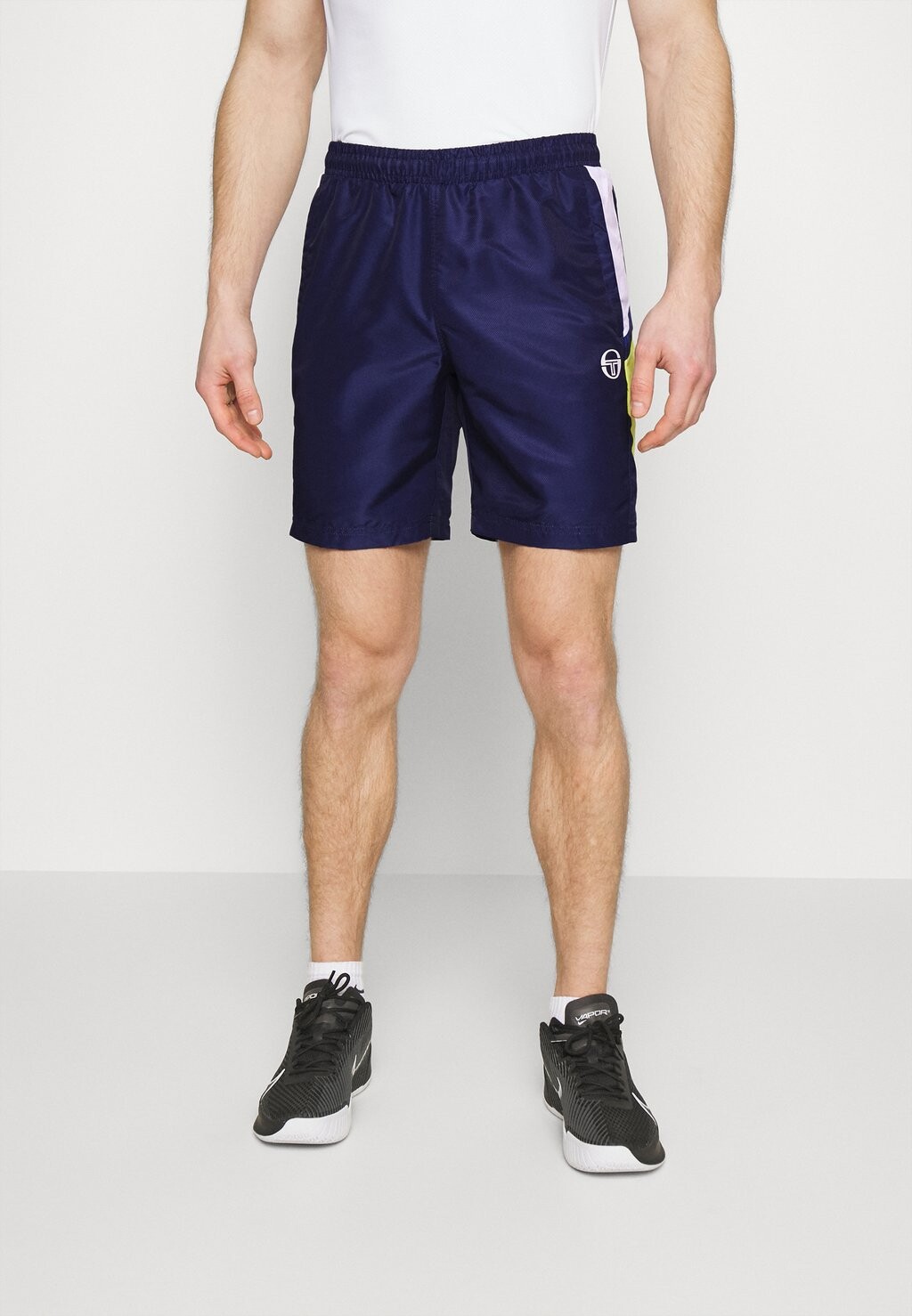 

Спортивные шорты Sergio Tacchini