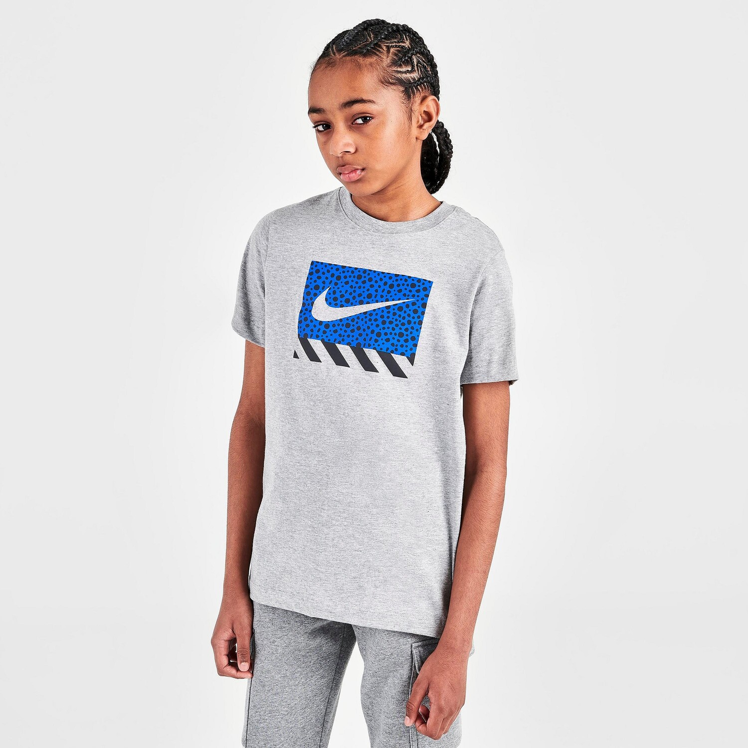 

Детская футболка Nike Swoosh в крапинку, серый