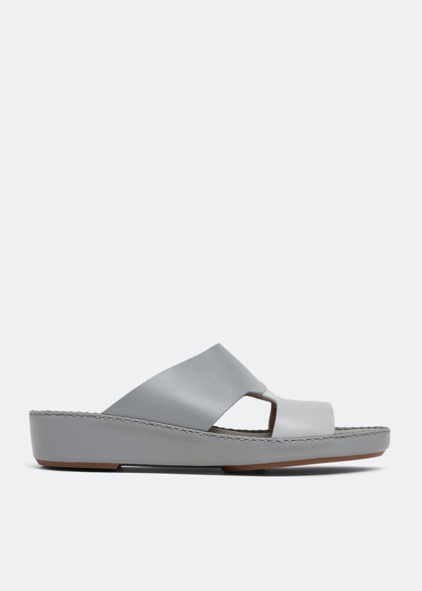 

Сандалии LAGGAR Two-tone sandals, серый