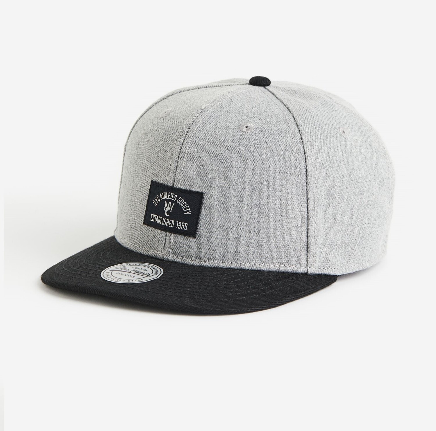 

Бейсболка H&M Appliquéd Cap, серый, черный