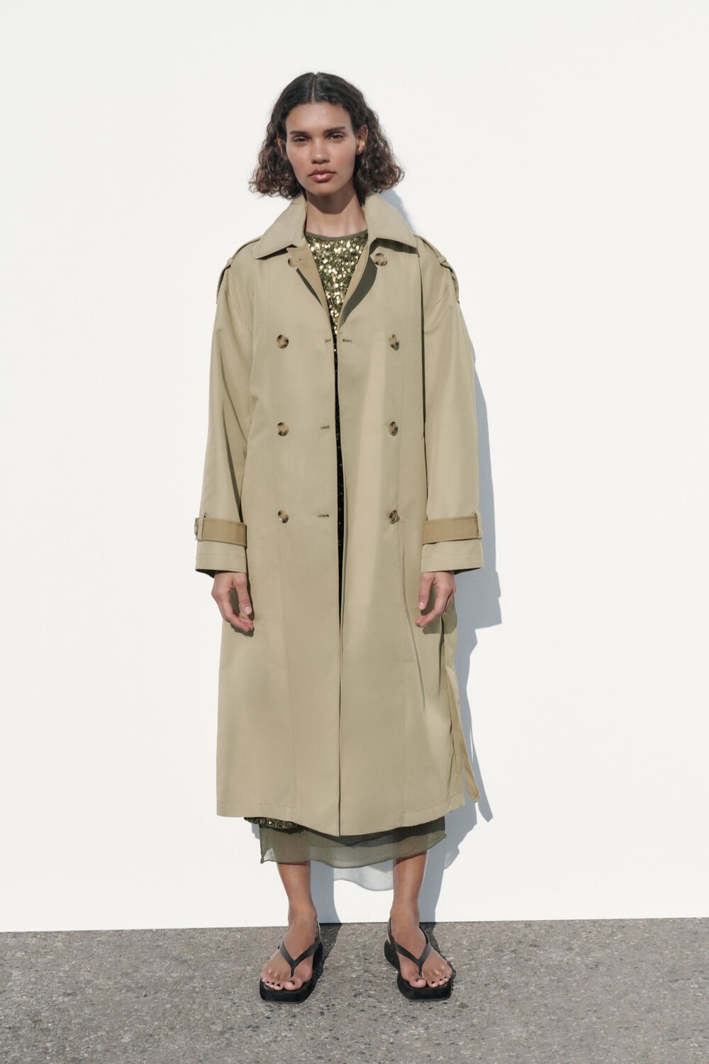 

Тренч оверсайз контраст ZARA, бежевый