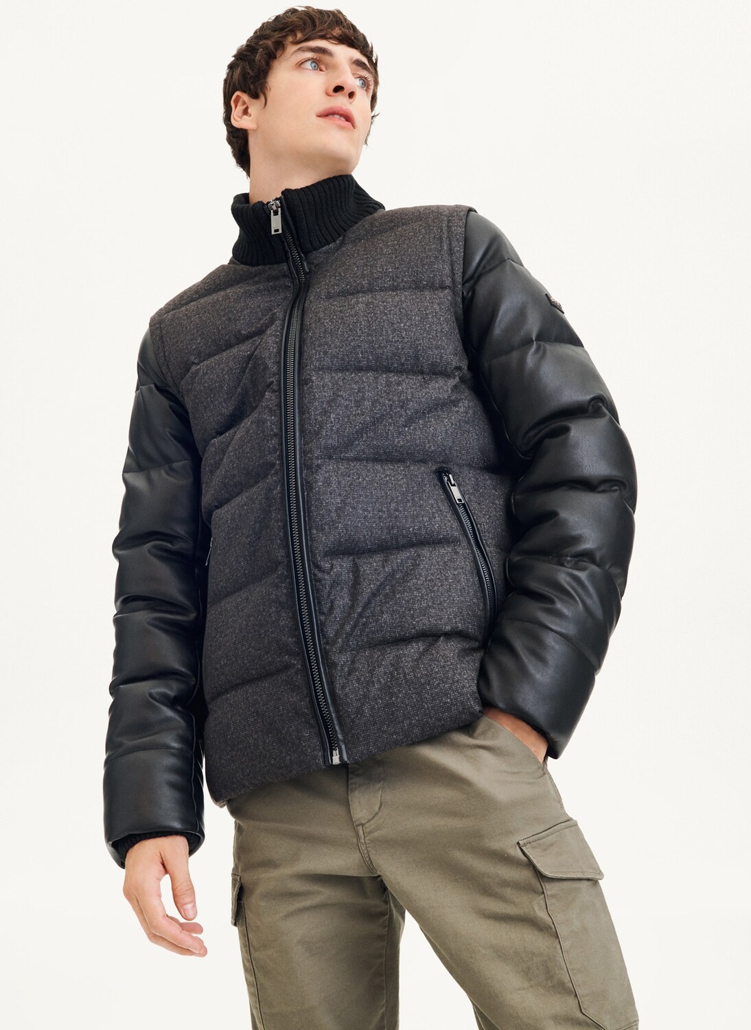 Куртка с трикотажным воротником. Куртка DKNY мужская серая. Куртка New York. Плащ DKNY мужской.