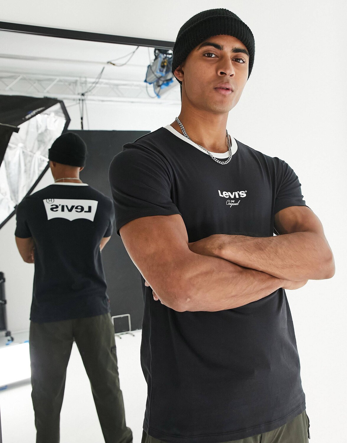 

Черная футболка Levi's Ringer с логотипом на спине