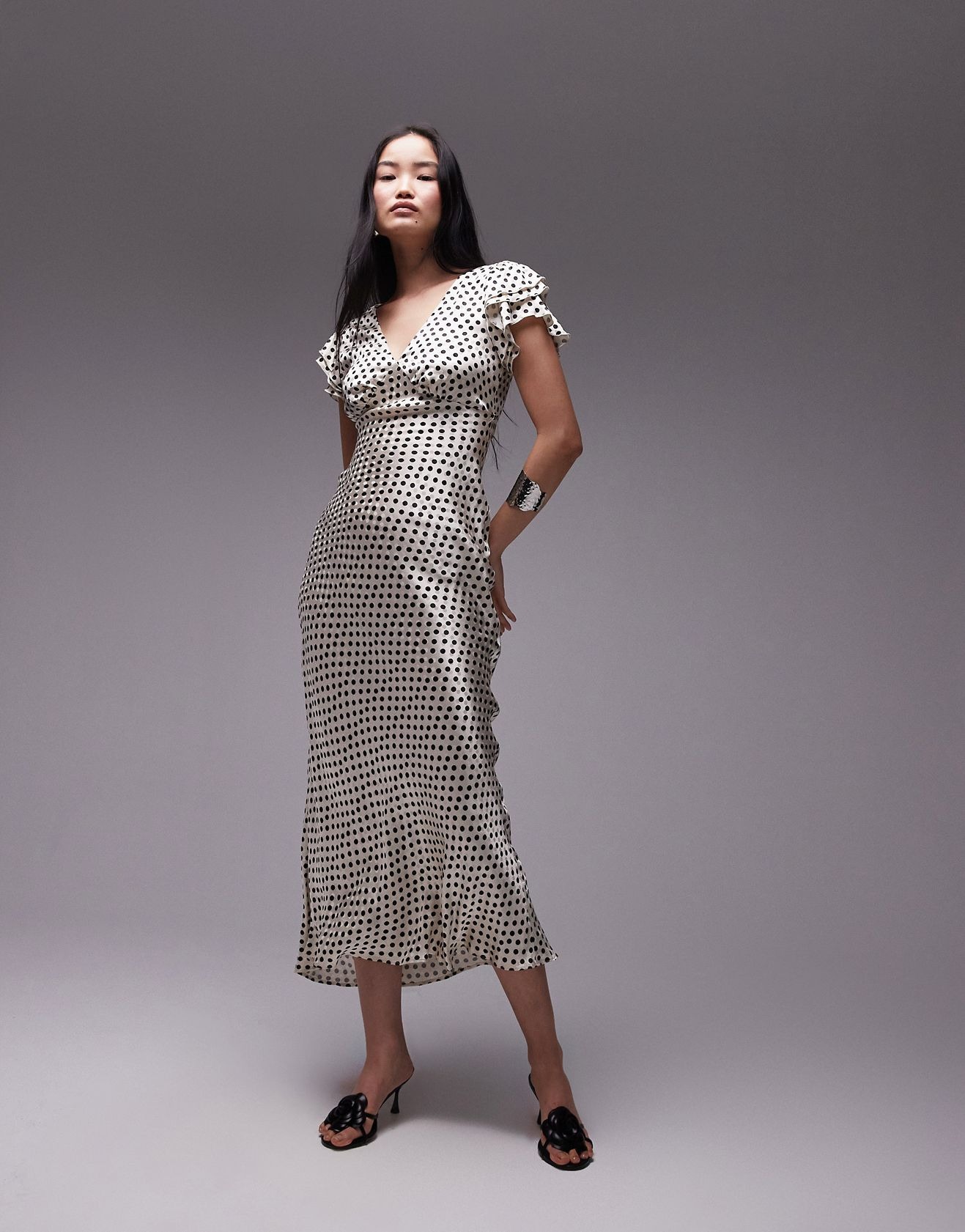 Платье Topshop Maxi With Ethereal Sleeves In Jacquard Speckled Pattern, черный/белый