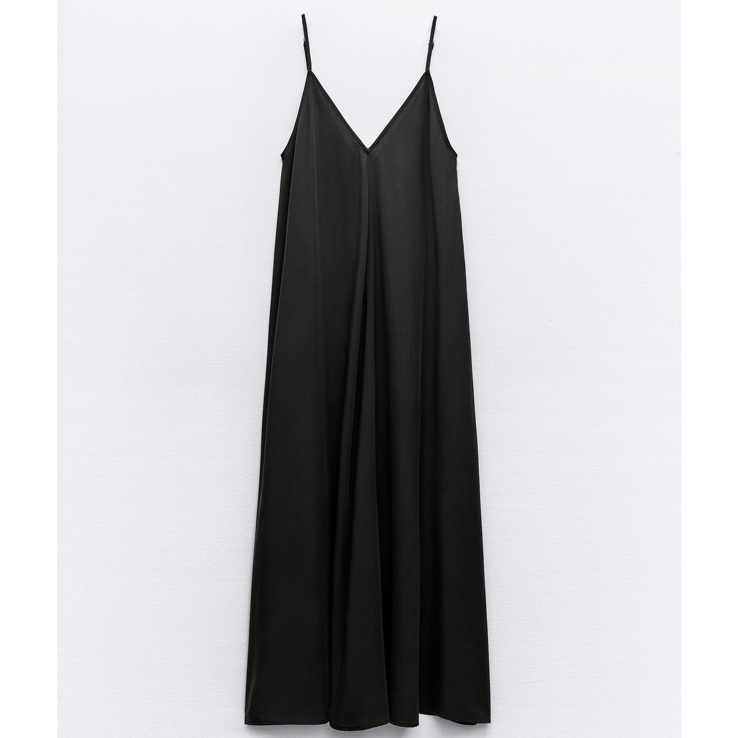 Платье Zara Flowing Voluminou, черный inspire платье миди ярусное с v вырезом черный