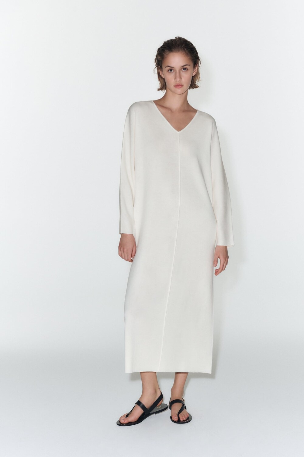 

Трикотажное платье с передним швом ZARA, экру