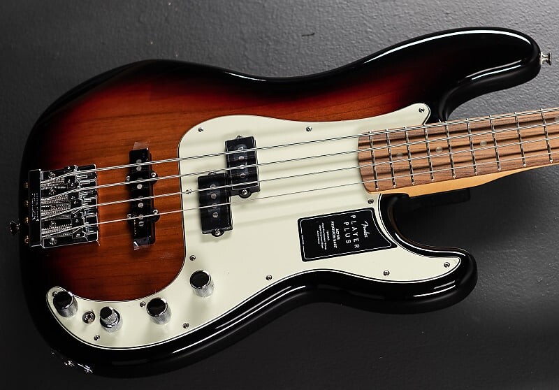

Player Plus Precision Bass - 3 цвета Sunburst Fender