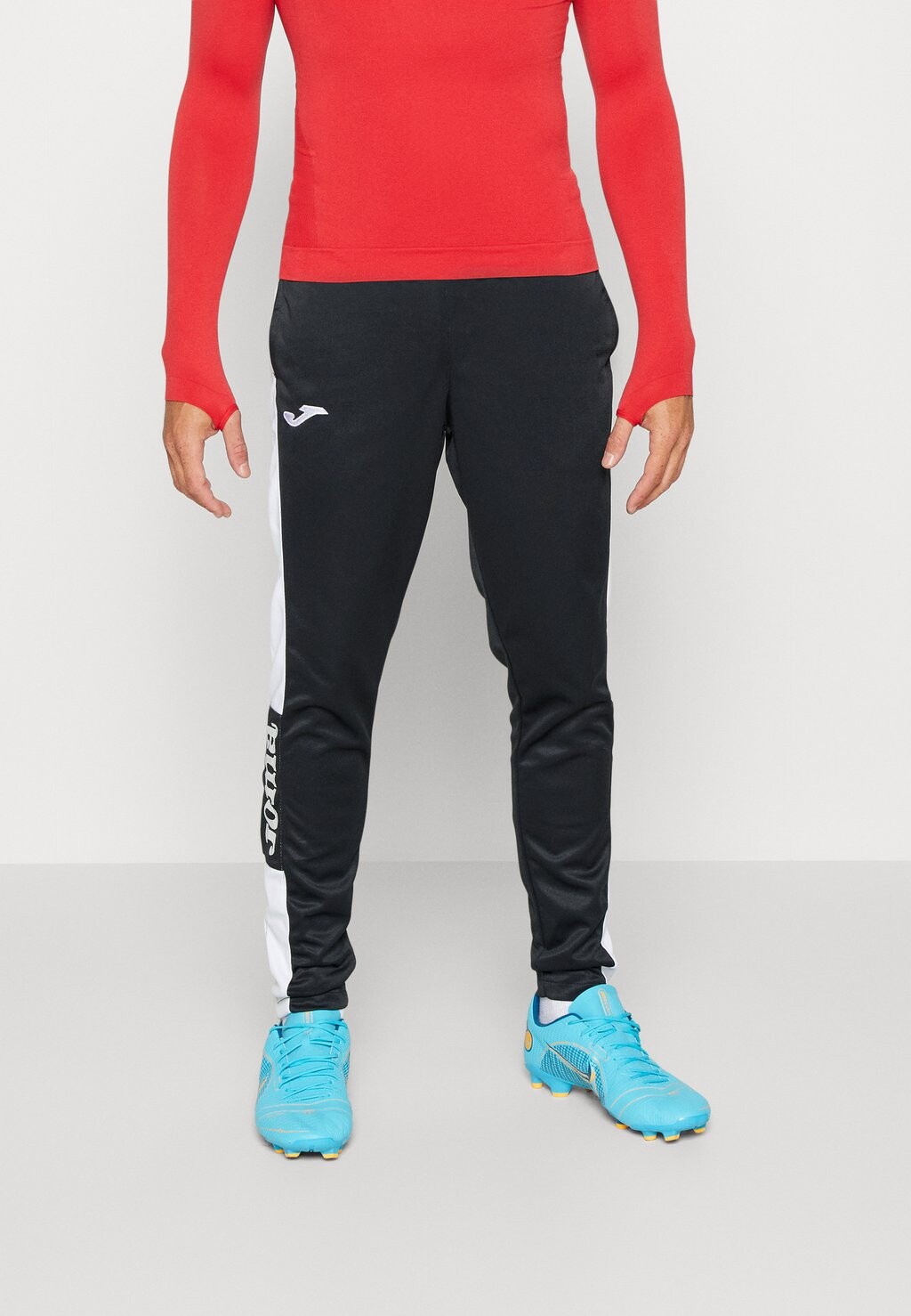 

Спортивные брюки Joma