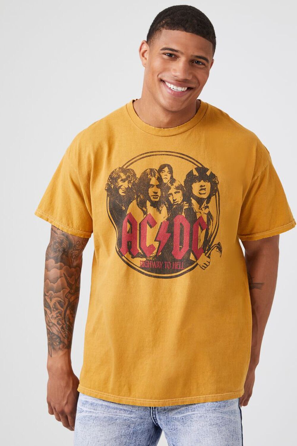 

Футболка ACDC Highway to Hell с графическим рисунком Forever 21, желтый