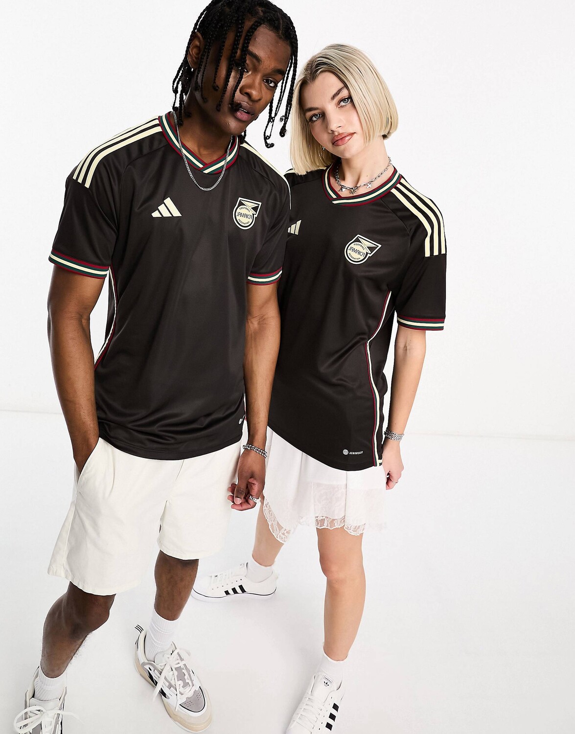 

Коричневая выездная футболка унисекс adidas Football Jamaica adidas performance