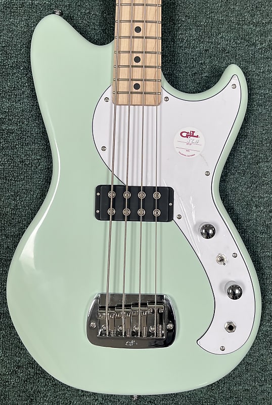 Басс гитара G&L Tribute Fallout Short Scale Bass Surf Green цена и фото