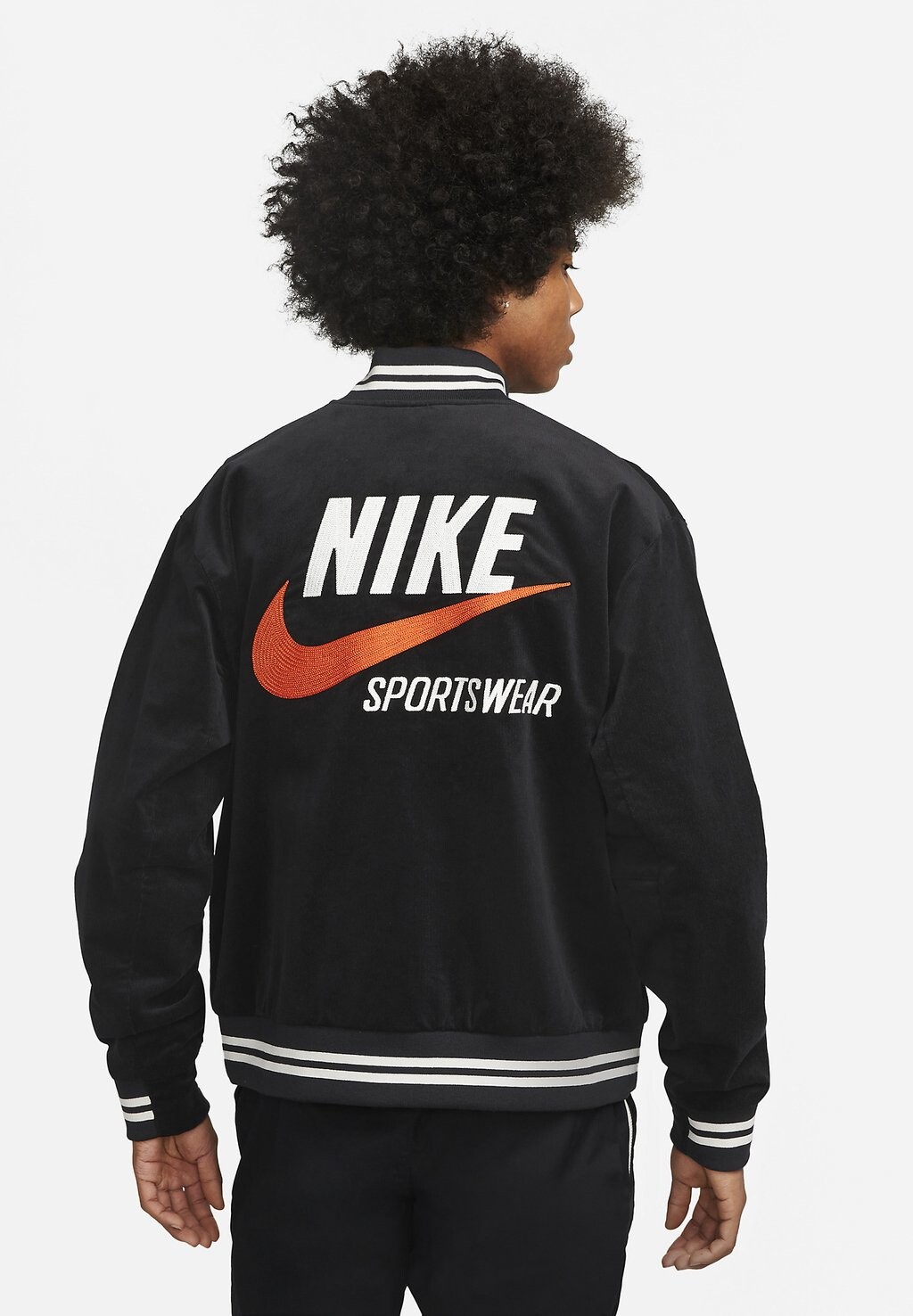 

Куртка-бомбер Nike