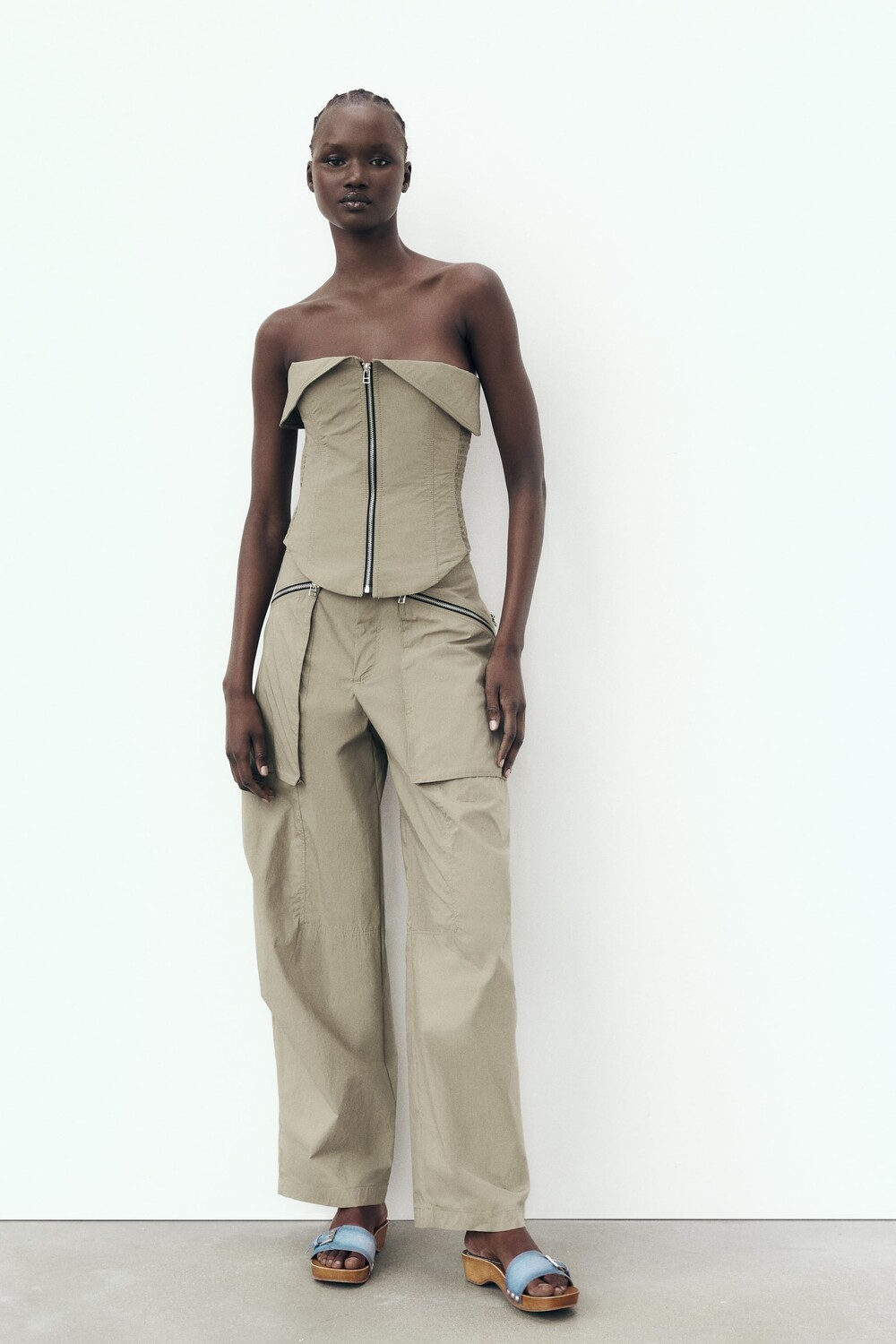 

Джинсовые сандалии с пряжкой Zara, синий деним