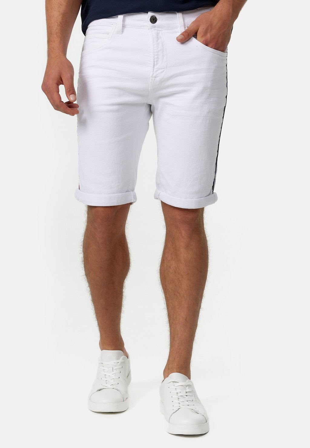 Джинсовые шорты INDICODE JEANS, цвет off-white футболка базовая tony indicode jeans цвет off white
